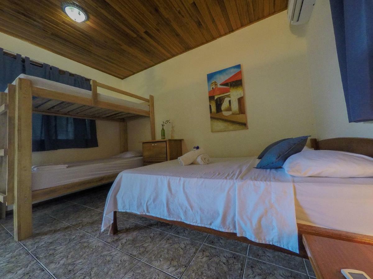Cocobolo Surf Hotel & School Playa Santa Teresa (Puntarenas) Exterior foto
